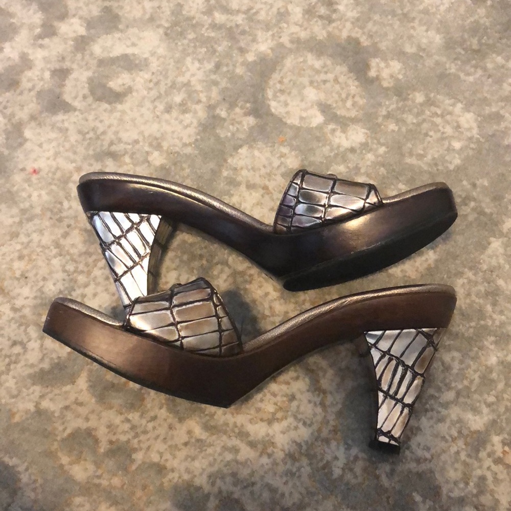 Stuart weitzman sandal